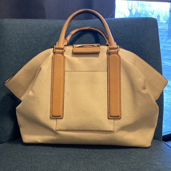 Michael Kors signature bag - Picture 4 of 13